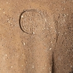 914263
