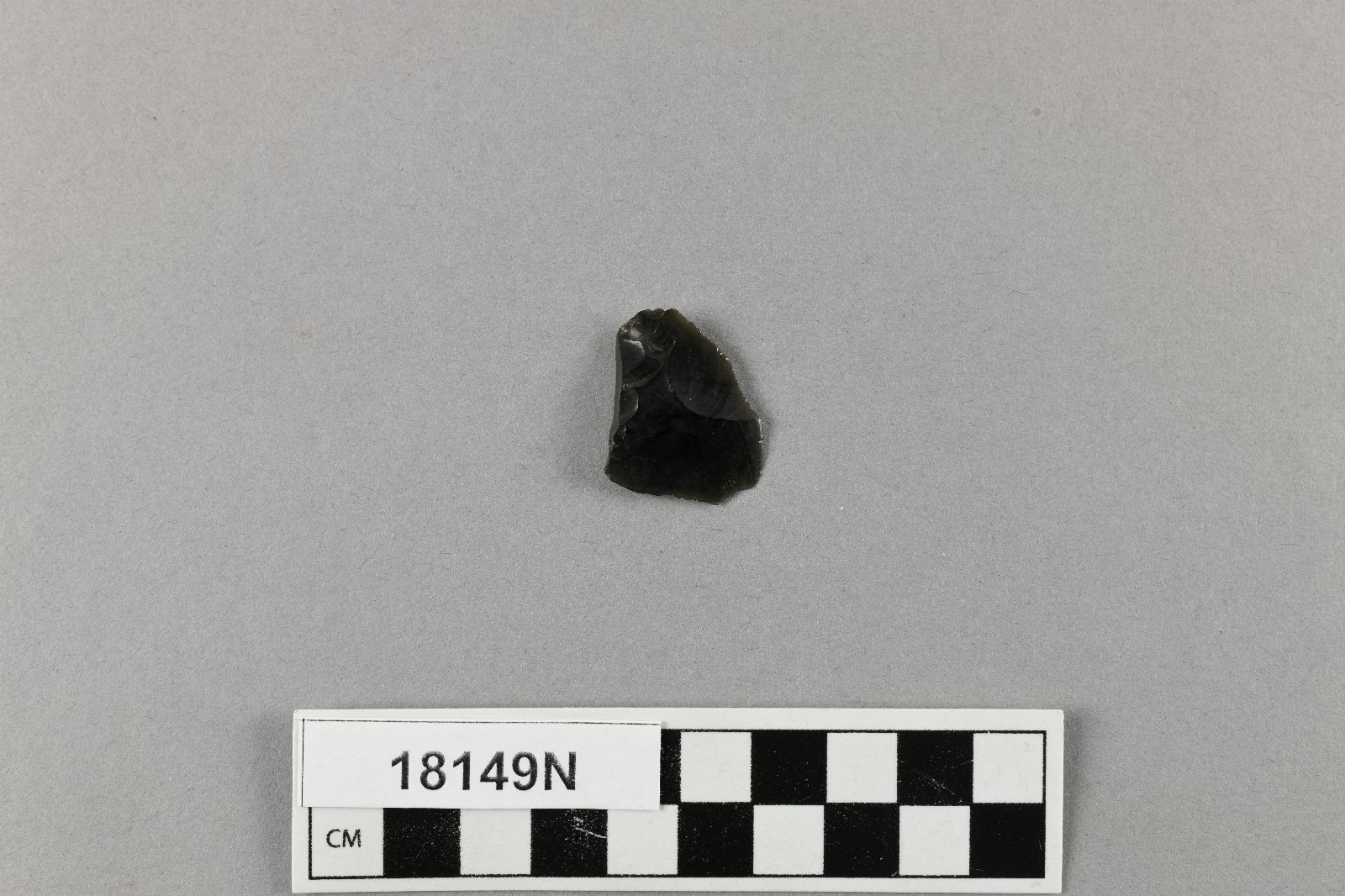 915084
