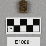 915587