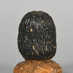 915992