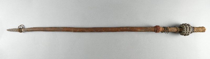 916101