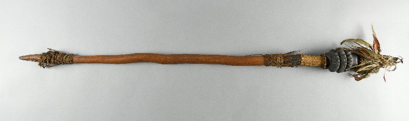916102