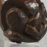 916307