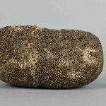 916352