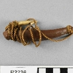 916449