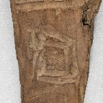 921047