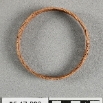922571