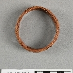 922573