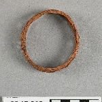922575