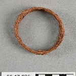 922577