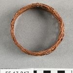 922600