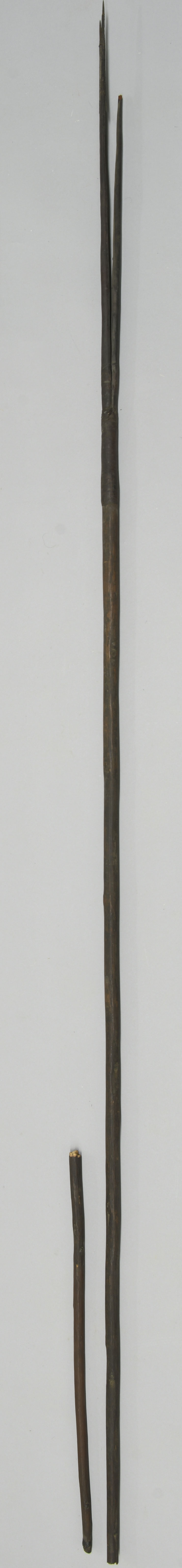 925011
