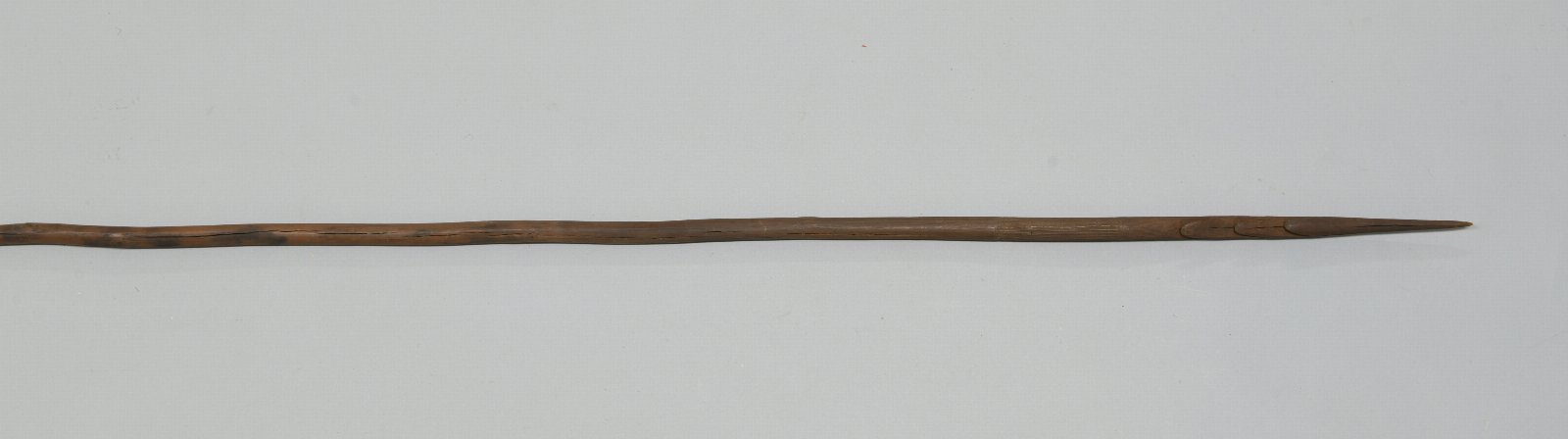 925028