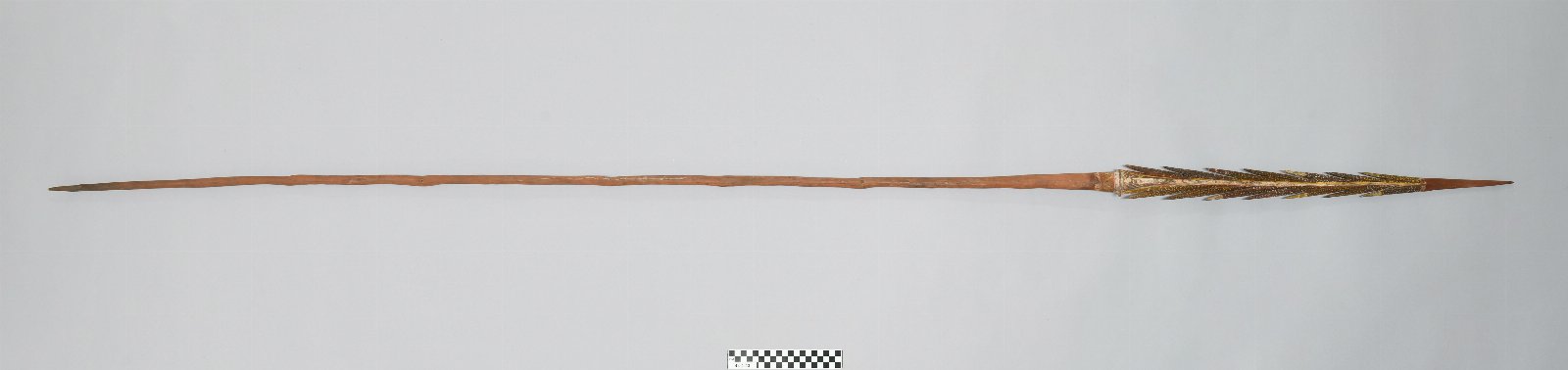 925761