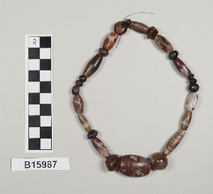 B15987