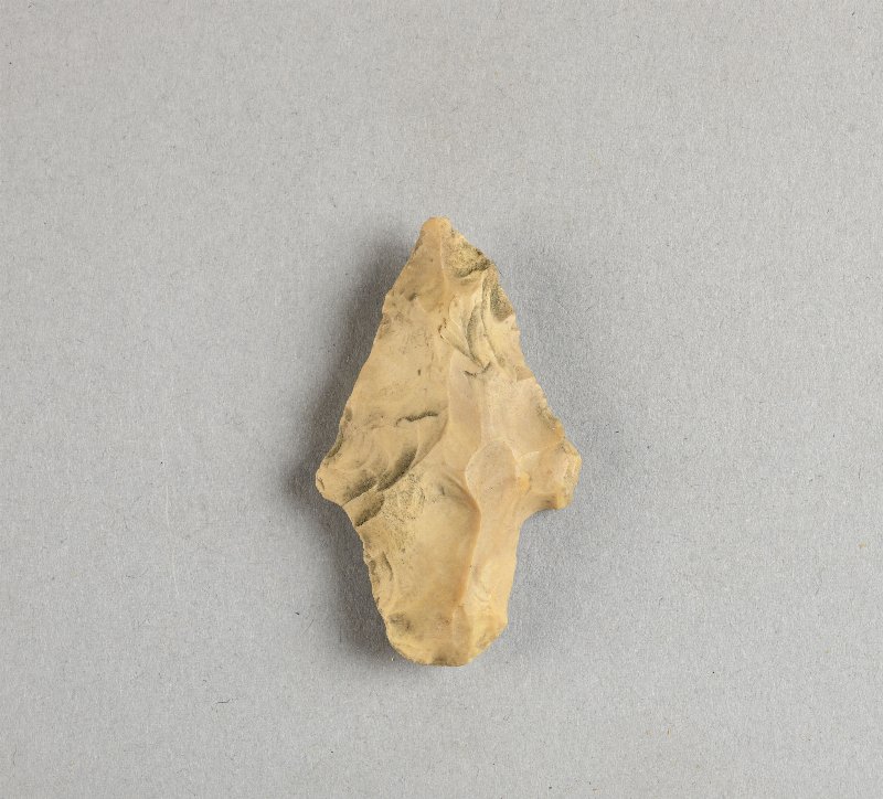 928559