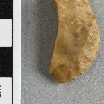 943621