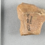 943713