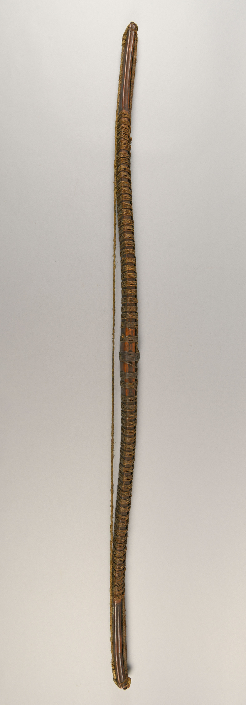 956003