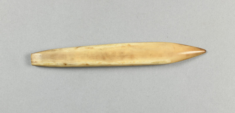 961873