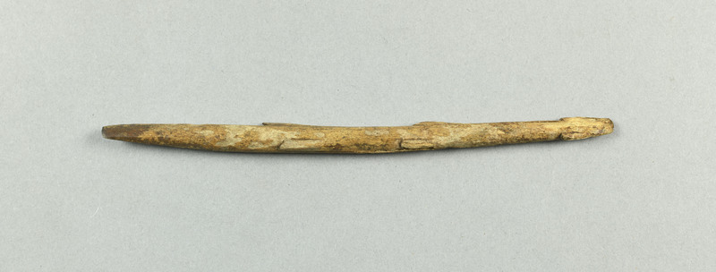 964943