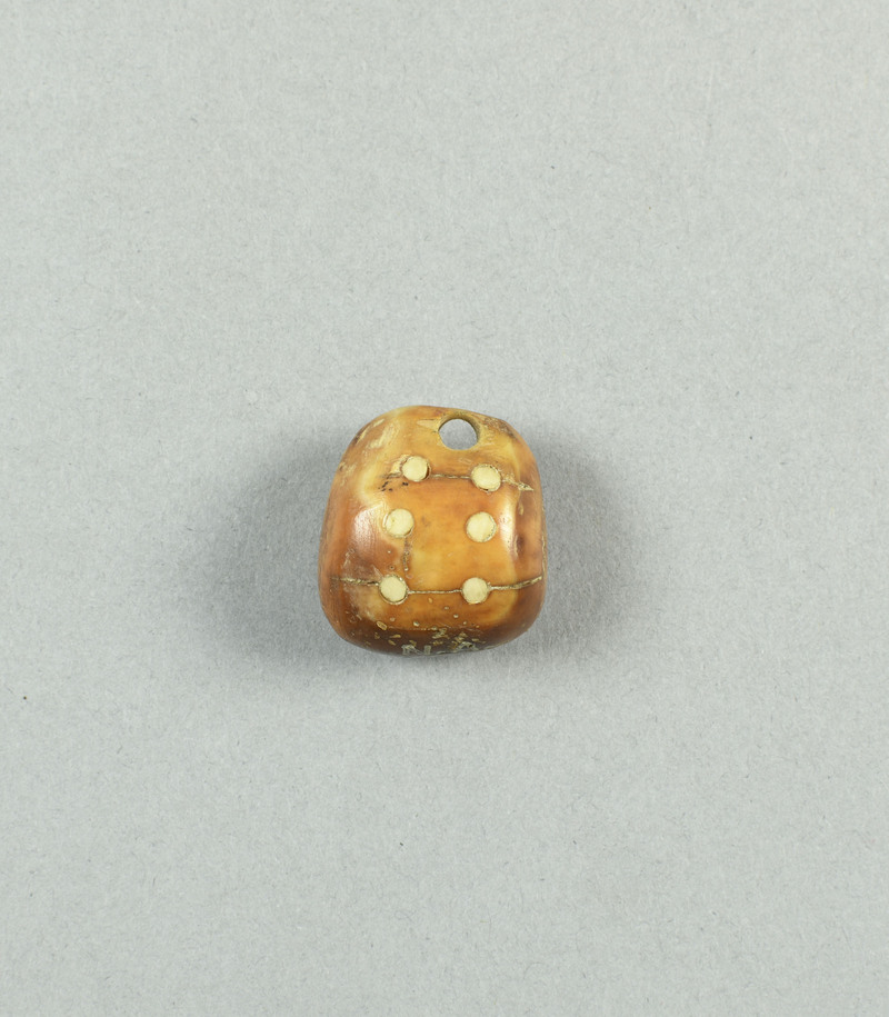 964977