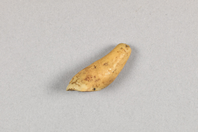 973782