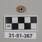 974737