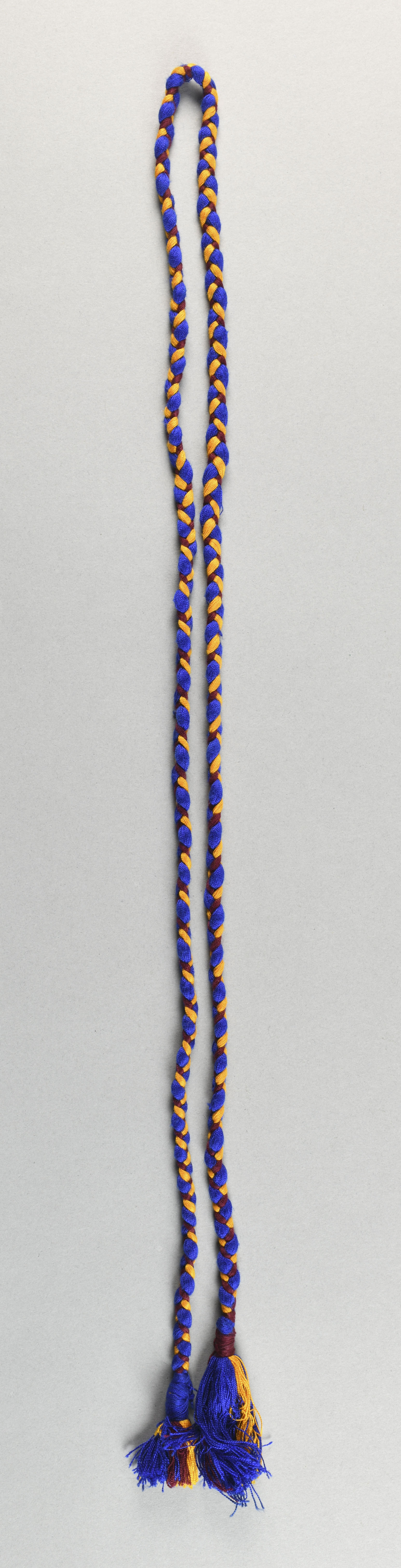 975031