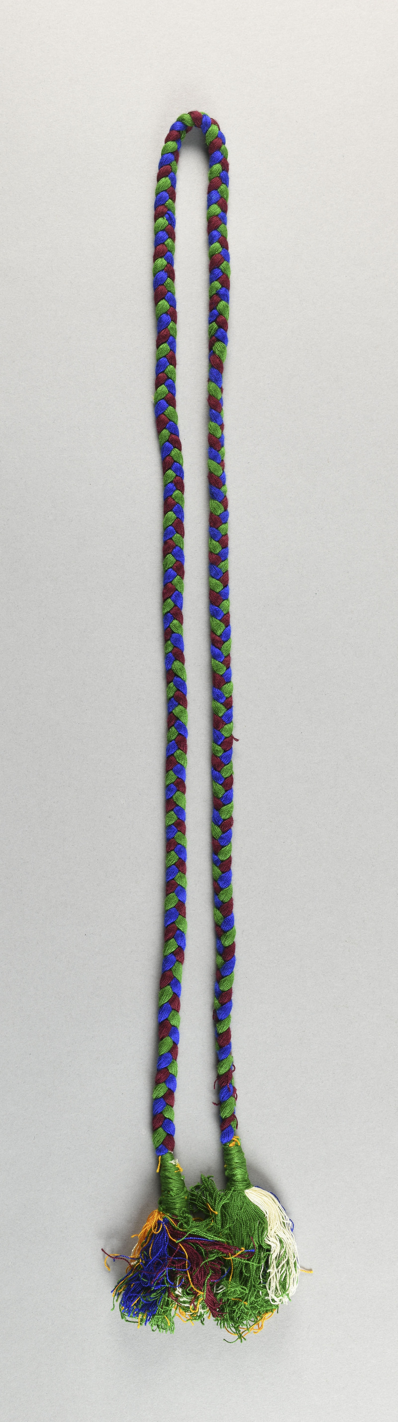 975032