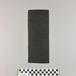 975586
