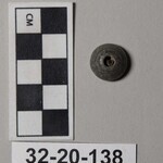 979476