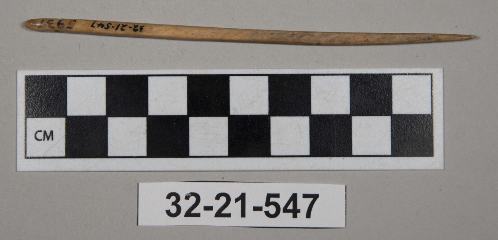 980376