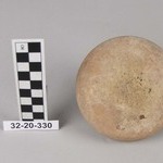 982597