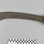 984577