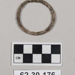 987129