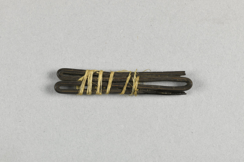 994803