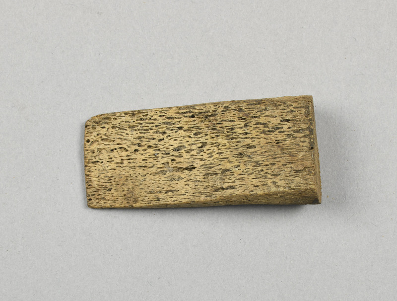 996812