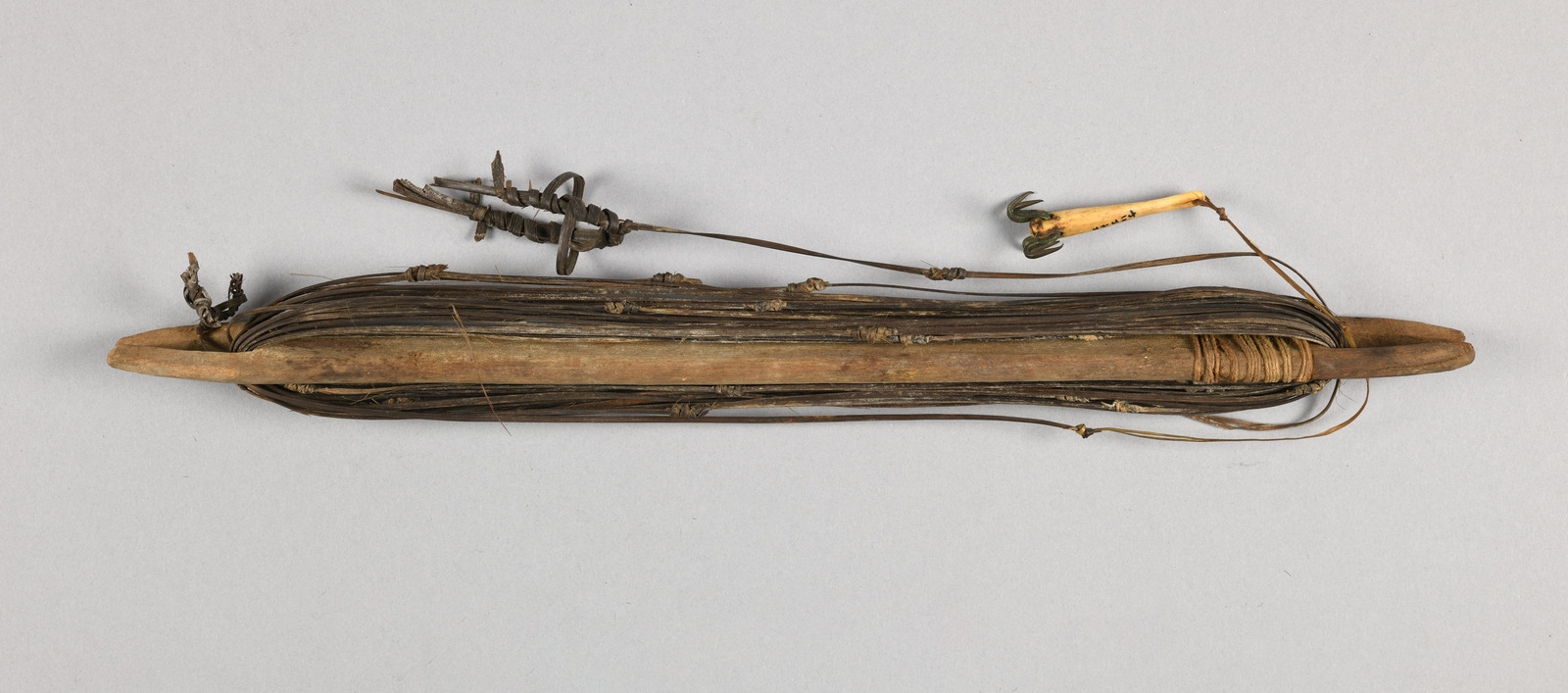 998120