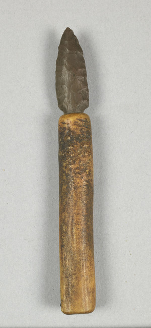 NA9883