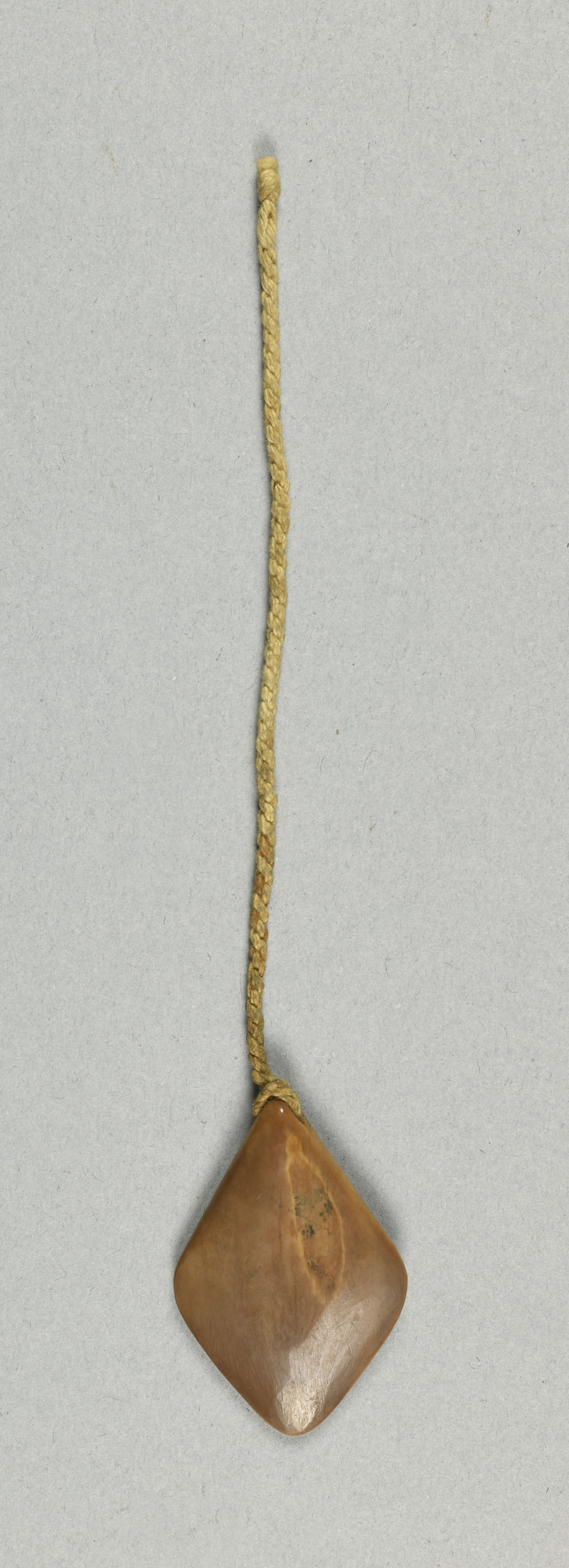 1007047