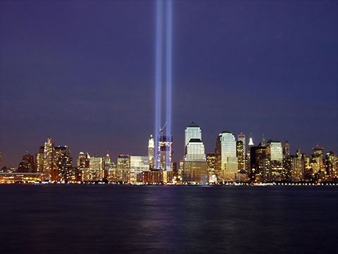 Making a Monument: The Fall and Rise of the World Trade Center thumbnail.